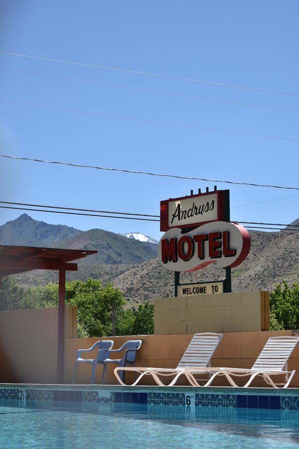 Andruss Motel Walker Экстерьер фото